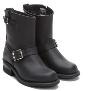 OFFER 🍄FRYE Engineer Moto Biker Boot